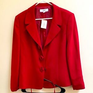 Le Suit Essentials | Two Piece Red Blazer and Short Set Size 18